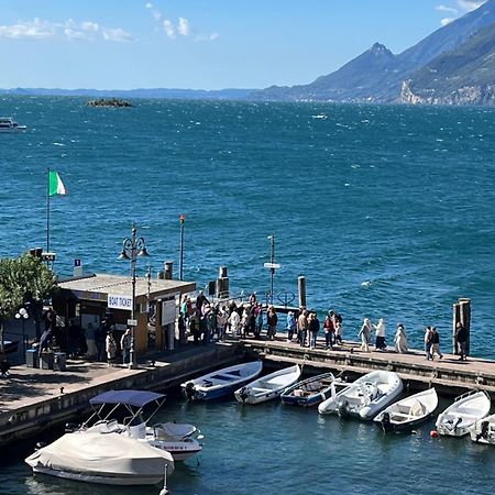 Charmante Apartament Lake Front Malcesine Ngoại thất bức ảnh