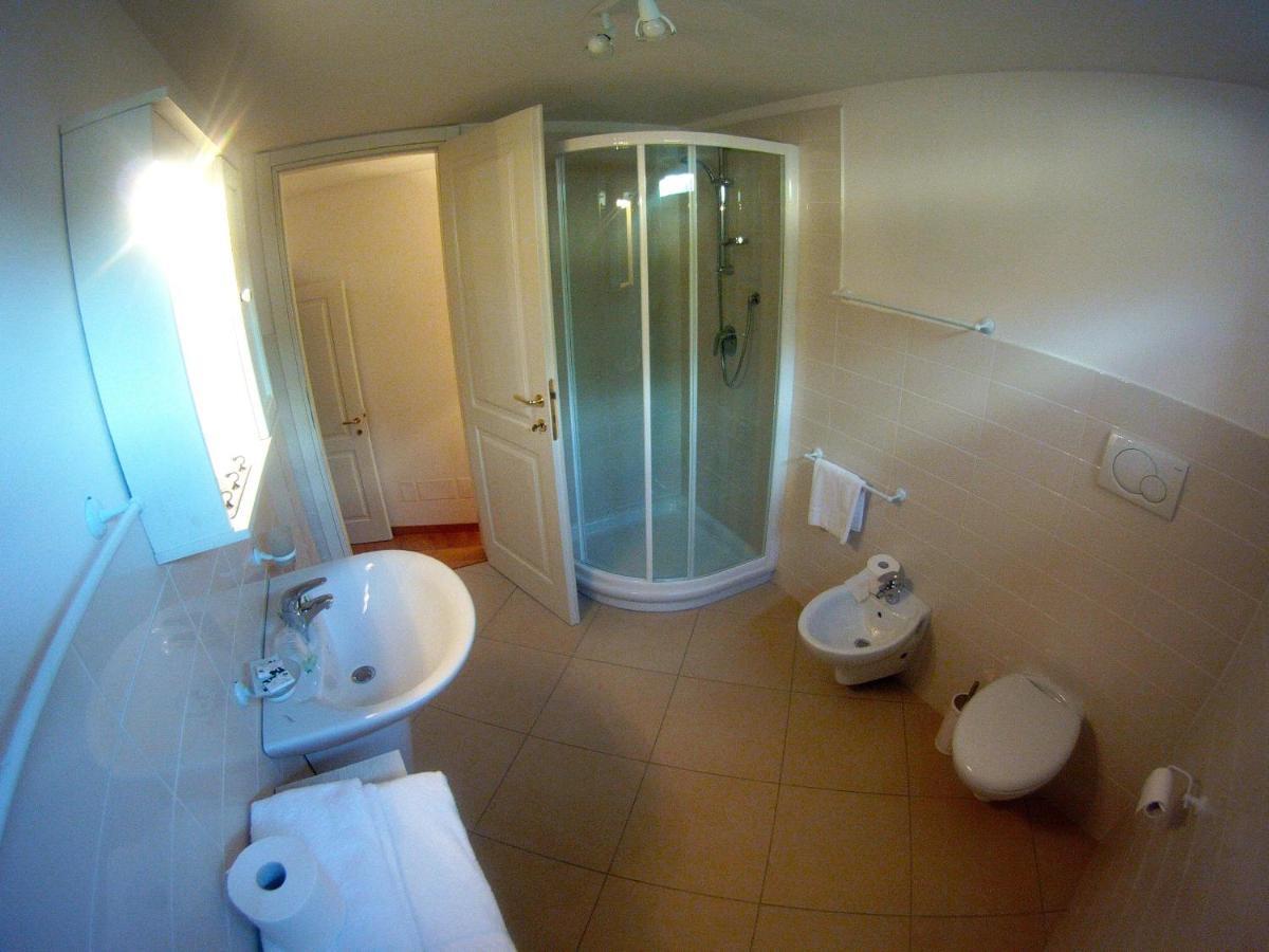 Charmante Apartament Lake Front Malcesine Ngoại thất bức ảnh