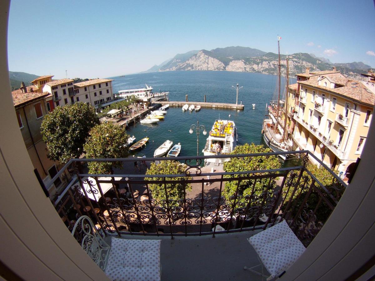 Charmante Apartament Lake Front Malcesine Ngoại thất bức ảnh
