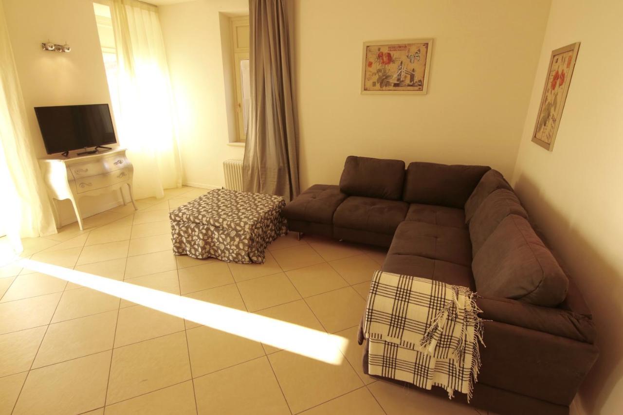 Charmante Apartament Lake Front Malcesine Ngoại thất bức ảnh