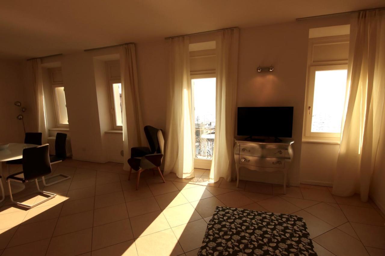 Charmante Apartament Lake Front Malcesine Ngoại thất bức ảnh